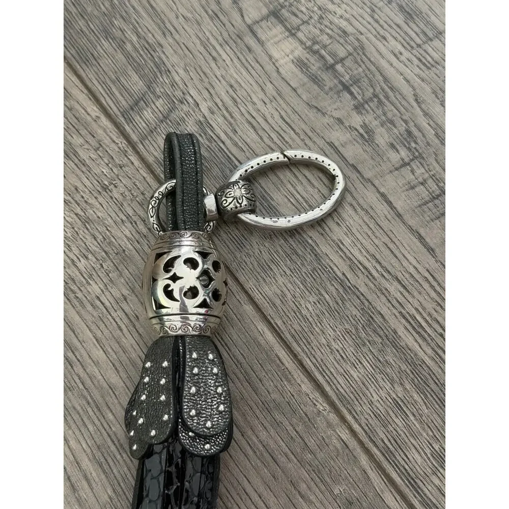 Unbranded key chain